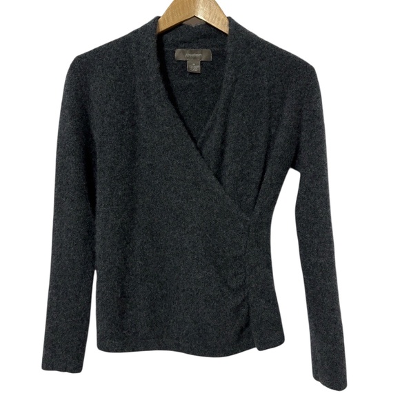 Ply Womens Fuzzy Cashmere Sweater Size M Soft Gray Faux Wrap Front Present Gift - Picture 4 of 4